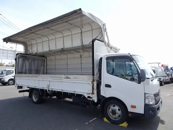 トヨタ トヨエース 小型 ウイング 幌ウイング 床鉄板の中古トラック画像4