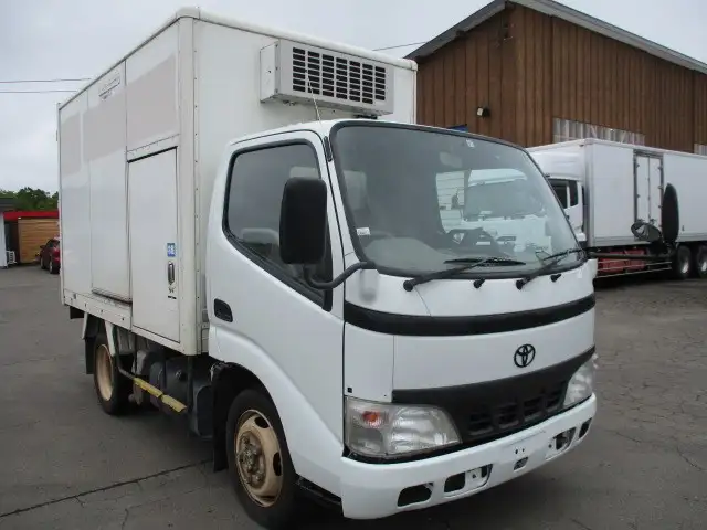 トヨタ ダイナ 小型 冷凍冷蔵 低温 2室の中古トラック画像2