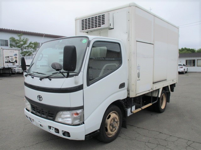 トヨタ ダイナ 小型 冷凍冷蔵 10尺 PB-XZU368