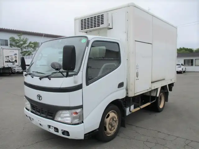 トヨタ ダイナ 小型 冷凍冷蔵 低温 2室の中古トラック画像1