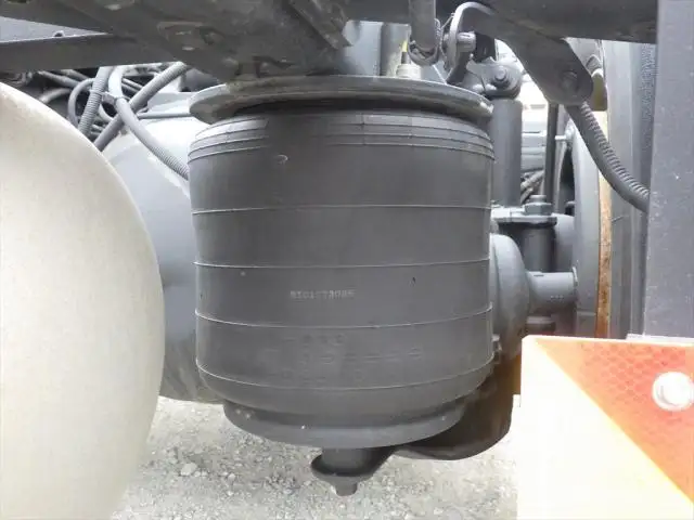 いすゞ ギガ 大型 トラクター ハイルーフ 1デフの中古トラック画像18