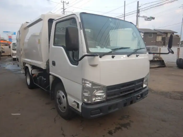 いすゞ エルフ 小型 パッカー車 プレス式 TKG-NKR85ANの中古トラック画像2