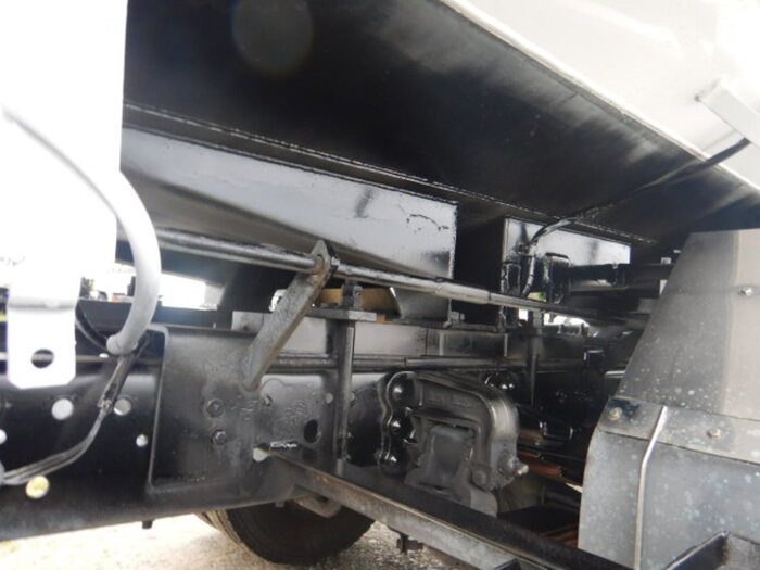 三菱 キャンター 小型 タンク車 バキューム PDG-FE83DY|画像10