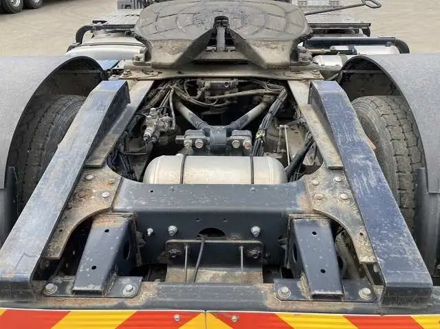 日野 プロフィア 大型 トラクター 1デフ ベッドの中古トラック画像8