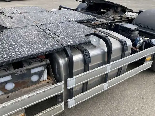 日野 プロフィア 大型 トラクター 1デフ ベッドの中古トラック画像15