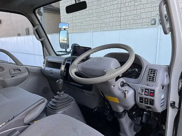 トヨタ トヨエース 小型 アルミバン パワーゲート サイドドアの中古トラック画像13