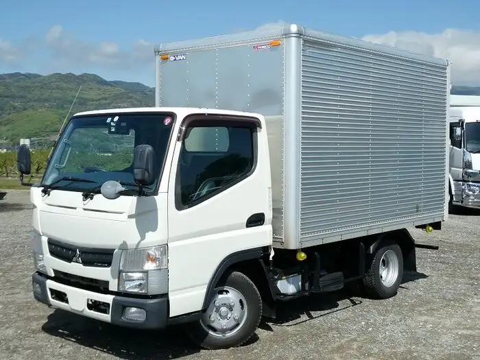 三菱 キャンター 小型 アルミバン TKG-FBA20 H28の中古トラック画像1