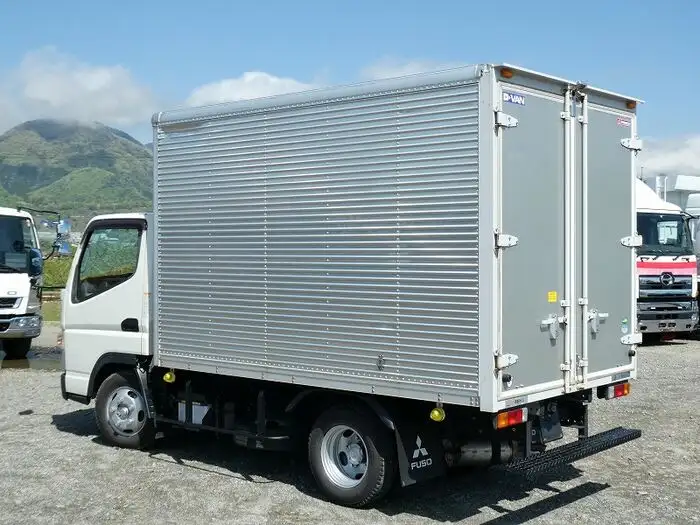 三菱 キャンター 小型 アルミバン TKG-FBA20 H28の中古トラック画像4