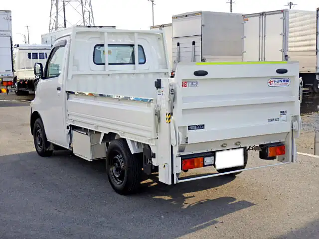 トヨタ タウンエース 小型 平ボディ パワーゲート DBF-S402U改の中古トラック画像3