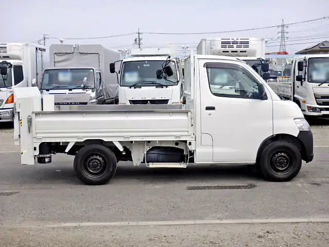 トヨタ タウンエース 小型 平ボディ パワーゲート DBF-S402U改の中古トラック画像2