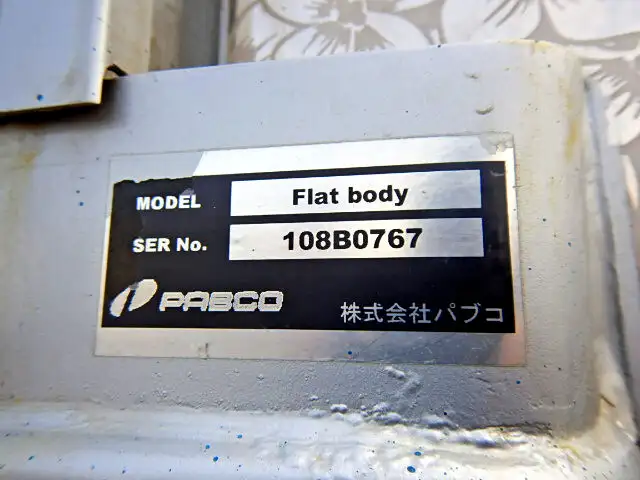 いすゞ エルフ 小型 平ボディ 床鉄板 アルミブロックの中古トラック画像9