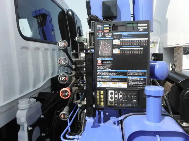 三菱 ファイター 中型/増トン 車両重機運搬 セルフローダー 2DG