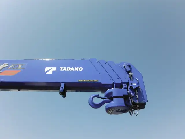 三菱 ファイター 中型/増トン 車両重機運搬 4段クレーン ラジコンの中古トラック画像9