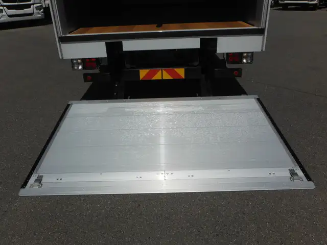 日野 レンジャー 中型/増トン ウイング パワーゲート エアサスの中古トラック画像6