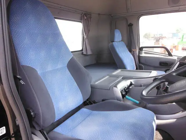 日産UD クオン 大型 トラクター 1デフ エアサスの中古トラック画像9