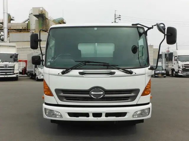 日野 レンジャー 中型/増トン 平ボディ パワーゲート 床鉄板の中古トラック画像3
