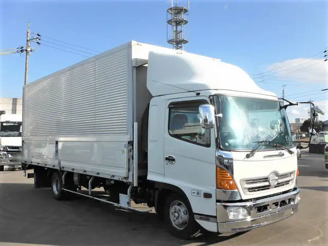 日野 レンジャー 中型/増トン ウイング ベッド BDG-FD8JLWAの中古トラック画像2