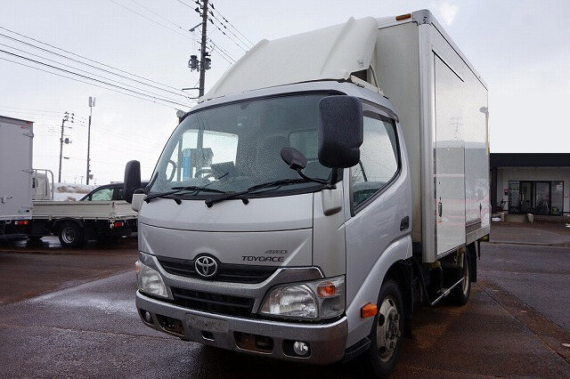 トヨタ トヨエース 小型 冷凍冷蔵 ショート TKG-XZU675