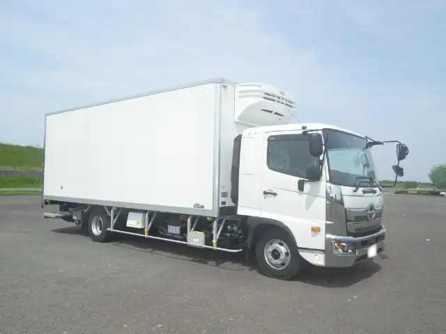 日野 レンジャー 中型/増トン 冷凍冷蔵 低温 パワーゲートの中古トラック画像2