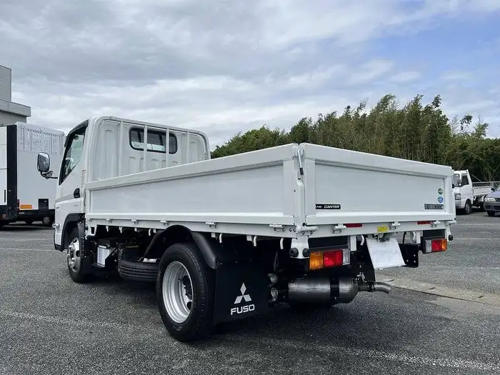 三菱 キャンター 小型 平ボディ 床鉄板 2RG-FBA20の中古トラック画像4