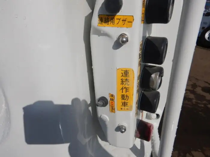 いすゞ フォワード 中型/増トン パッカー車 巻き込み式 回転ダンプ式の中古トラック画像5
