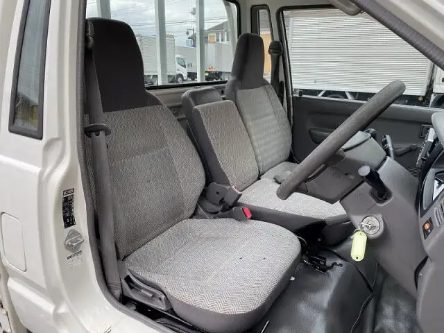 トヨタ ライトエース 小型 平ボディ パワーゲート GK-KM70の中古トラック画像10