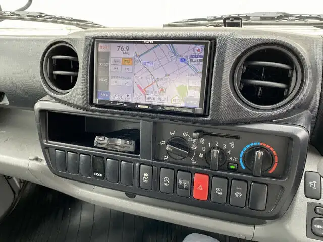 トヨタ ダイナ 小型 アルミバン TKG-XZC605 H28の中古トラック画像12