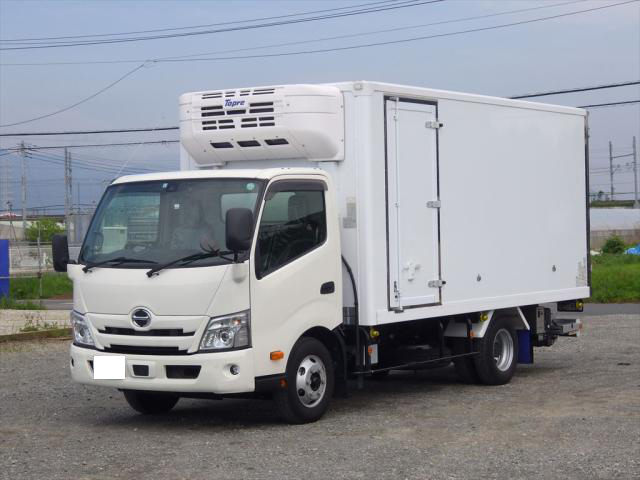 日野 デュトロ 小型 冷凍冷蔵 ワイドロング 2RG-XZU712M