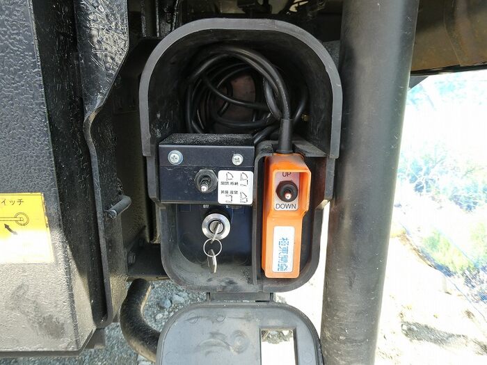 三菱 キャンター 小型 アルミバン パワーゲート KC-FE662EV|画像10