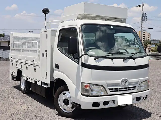 トヨタ ダイナ 小型 平ボディ パワーゲート BDG-XZU338の中古トラック画像2