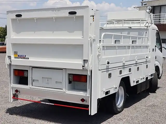 トヨタ ダイナ 小型 平ボディ パワーゲート BDG-XZU338の中古トラック画像3