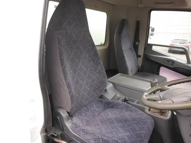 三菱 ファイター 中型/増トン タンク車 ローリー PDG-FK72FZの中古トラック画像11