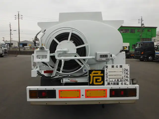 三菱 ファイター 中型/増トン タンク車 ローリー PDG-FK72FZの中古トラック画像4