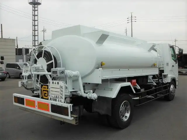 三菱 ファイター 中型/増トン タンク車 ローリー PDG-FK72FZの中古トラック画像3