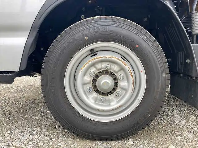 いすゞ エルフ 小型 平ボディ 幌 2RG-NJR88Aの中古トラック画像19