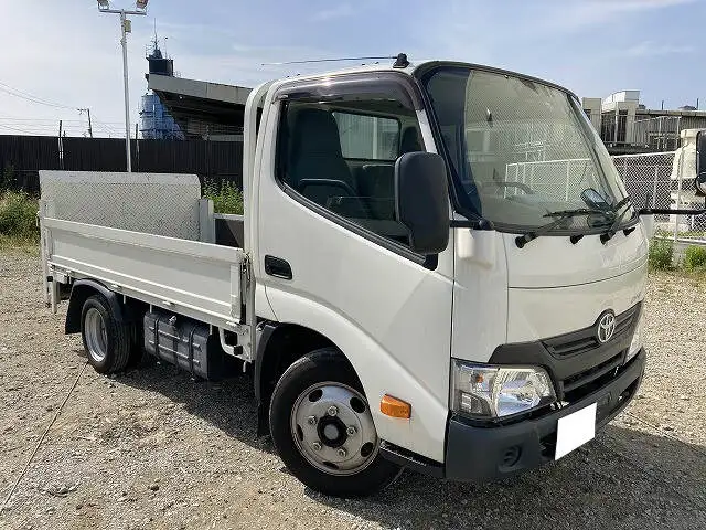 トヨタ ダイナ 小型 平ボディ パワーゲート TKG-XZC605の中古トラック画像3