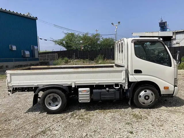 トヨタ ダイナ 小型 平ボディ 2RG-XZU605 H31/R1の中古トラック画像4