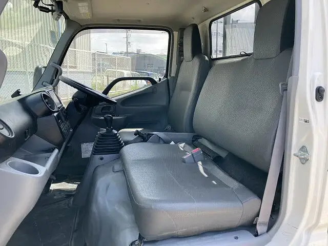 トヨタ ダイナ 小型 平ボディ 2RG-XZU605 H31/R1の中古トラック画像10