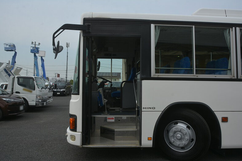 日野 ブルーリボン 大型 バス PDG-KV234N2|画像4
