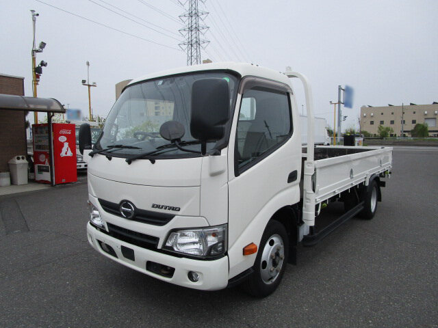 日産UD クオン 大型 トラクター ハイルーフ 1デフ の中古トラック【車両No.176625】