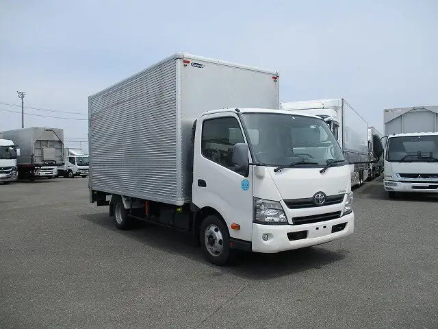 トヨタ ダイナ 小型 アルミバン パワーゲート TKG-XZU710の中古トラック画像2