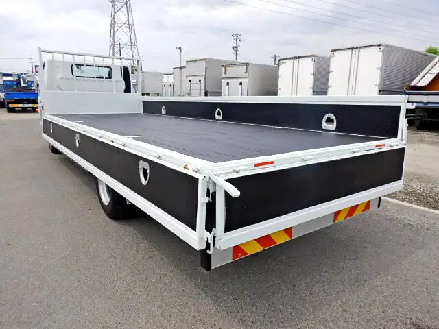 三菱 キャンター 小型 平ボディ TKG-FED90 H27の中古トラック画像4