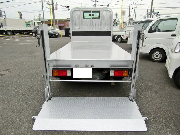 トヨタ ダイナ 小型 平ボディ パワーゲート 床鉄板の中古トラック画像4