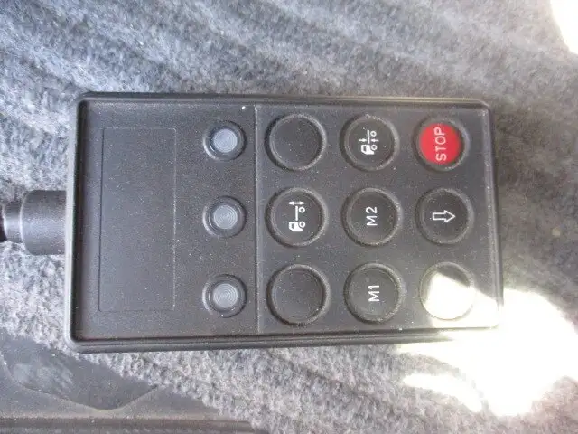 日野 プロフィア 大型 ウイング エアサス ベッドの中古トラック画像14