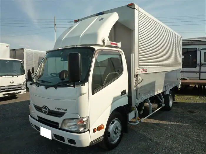 日野 デュトロ 小型 ウイング TKG-XZU655M H27の中古トラック画像1