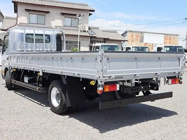 トヨタ ダイナ 小型 平ボディ TKG-XZU720 H29の中古トラック画像4