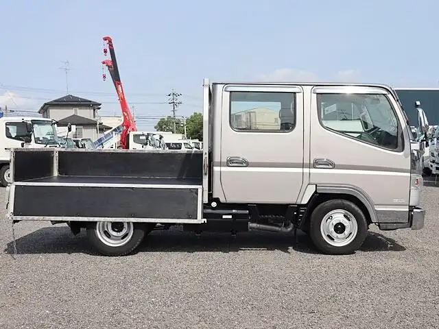 三菱 キャンター 小型 平ボディ Wキャブ TPG-FBA00の中古トラック画像6
