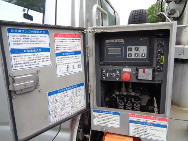 日野 デュトロ 小型 高所・建柱車 高所作業車 BDG-XZU304Eの中古トラック画像9