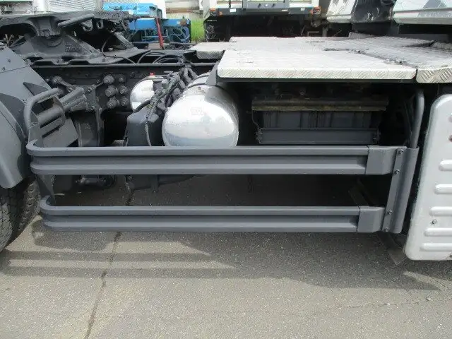 いすゞ ギガ 大型 トラクター ハイルーフ 1デフの中古トラック画像18