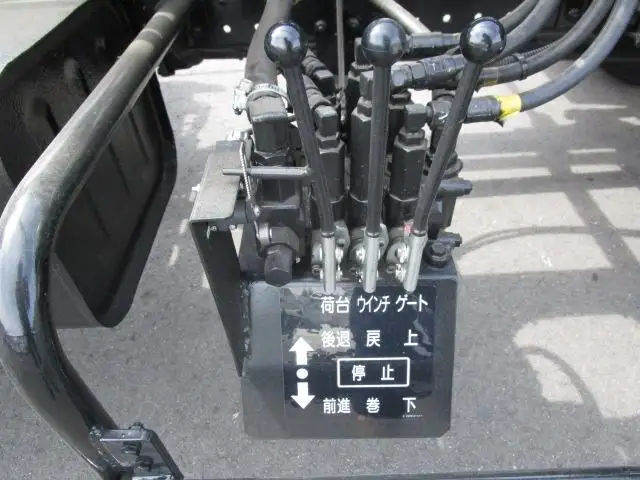 日野 デュトロ 小型 車両重機運搬 3段クレーン ラジコンの中古トラック画像15